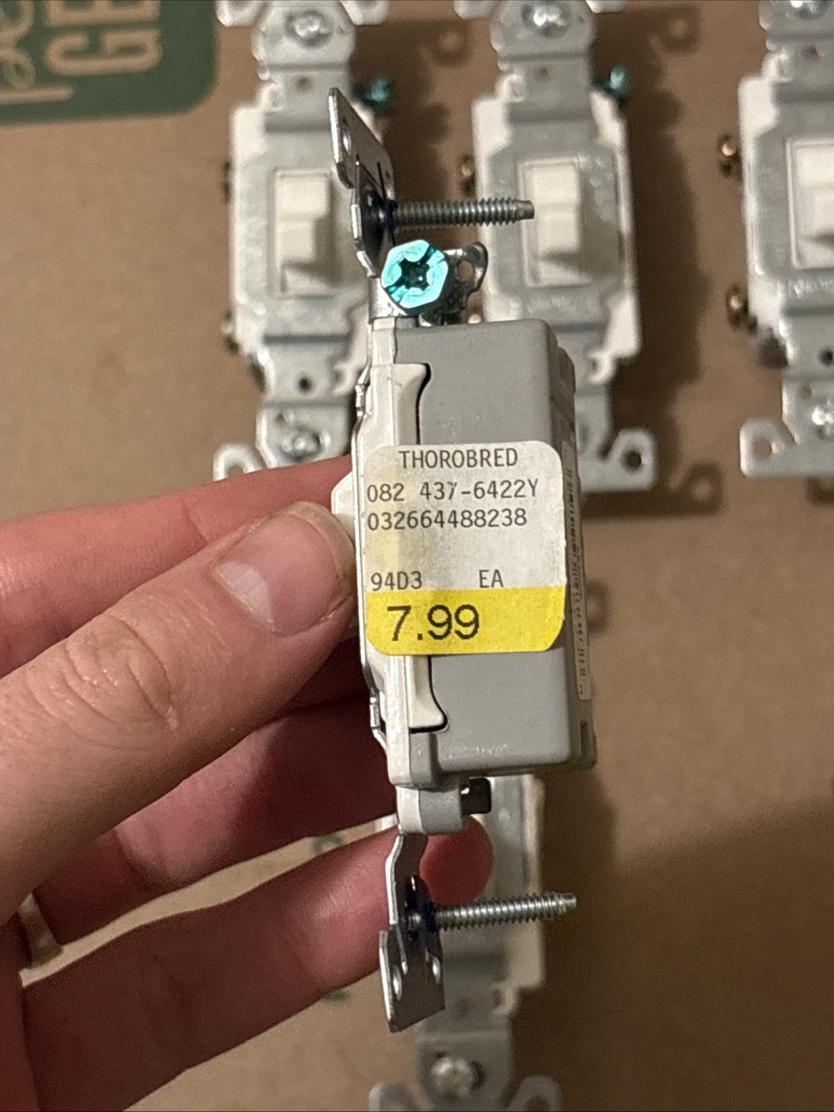 Eaton White COMMERCIAL Single Pole ON/OFF Toggle Light Switches 20A CS120W Lot 5 gallery