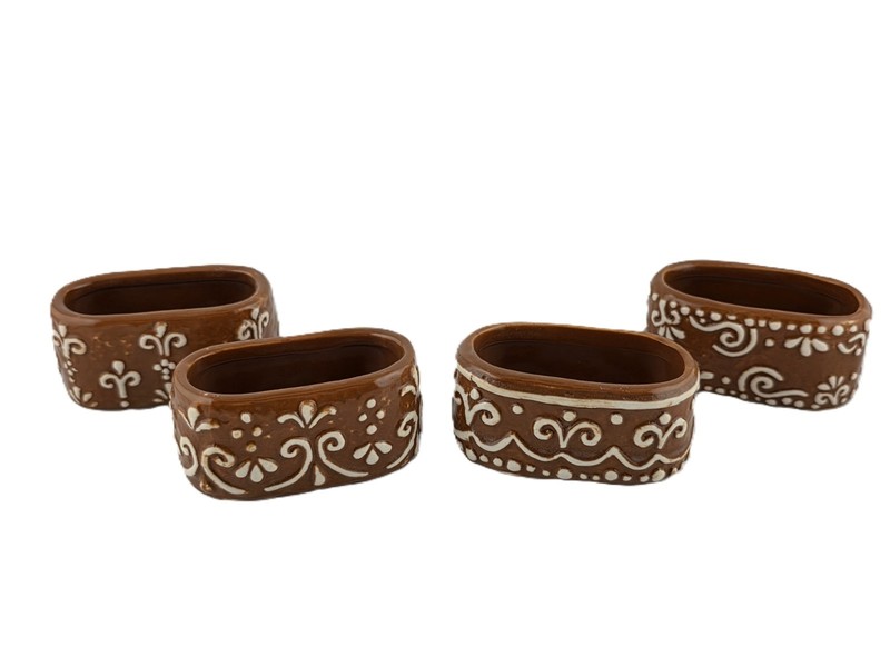 Pottery Barn Iced Gingerbread Stoneware Napkin Rings Mixed Set of 4 NEW in Box gallery