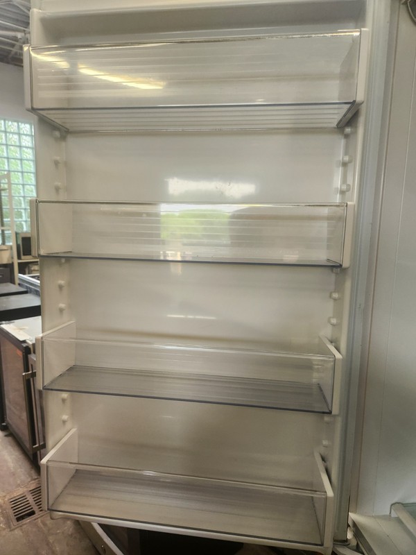 Subzero 700TFI 27" PANEL READY Freezer gallery