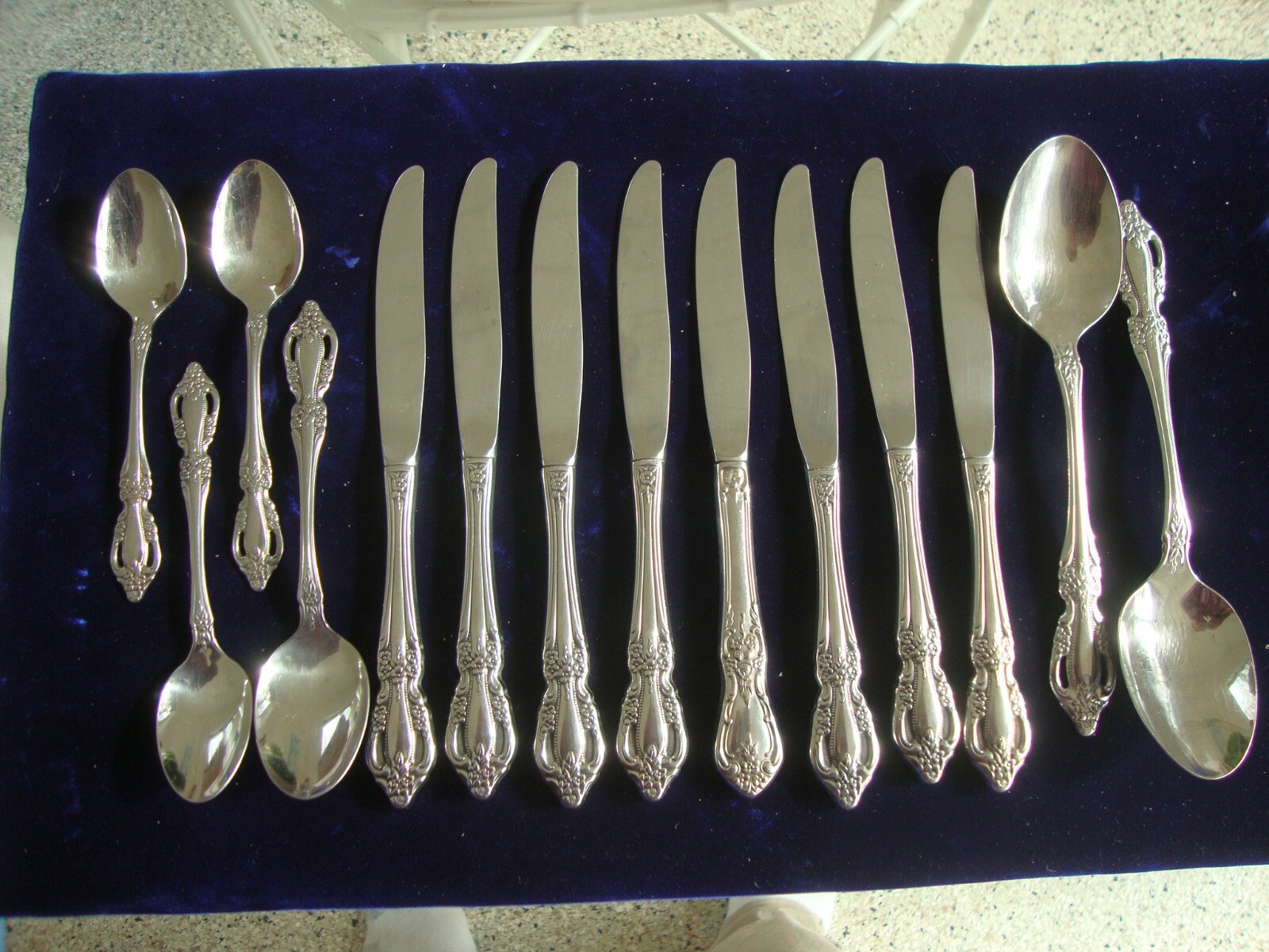 Misc Oneida Raphael Distinction Deluxe pieces gallery