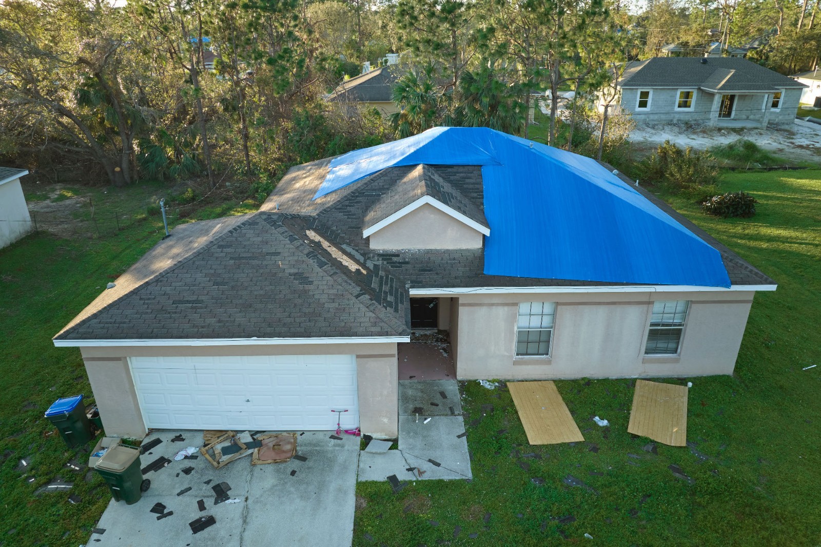 Heavy Duty Blue Poly Tarp Waterproof Outdoor Cover Multiple Sizes 100 GSM gallery