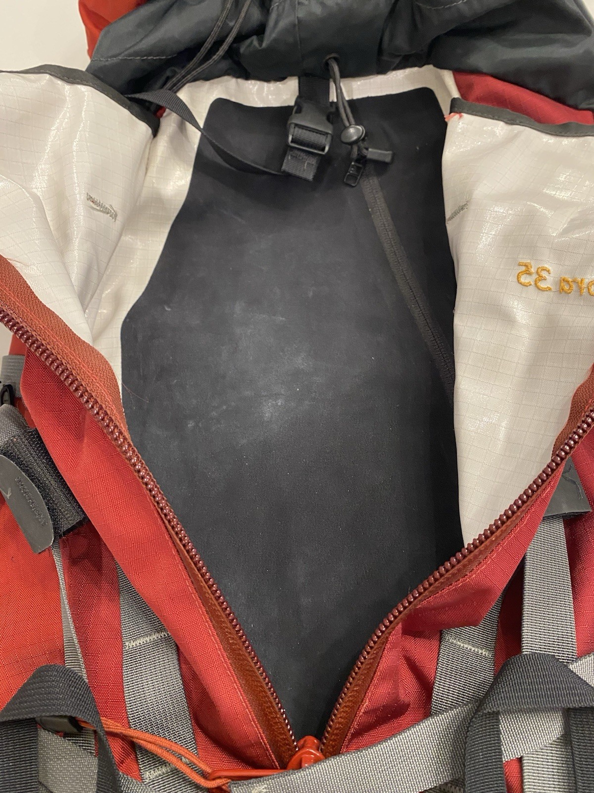 Arc'Teryx Bora 35 Red Great Condition!- VHTF 4