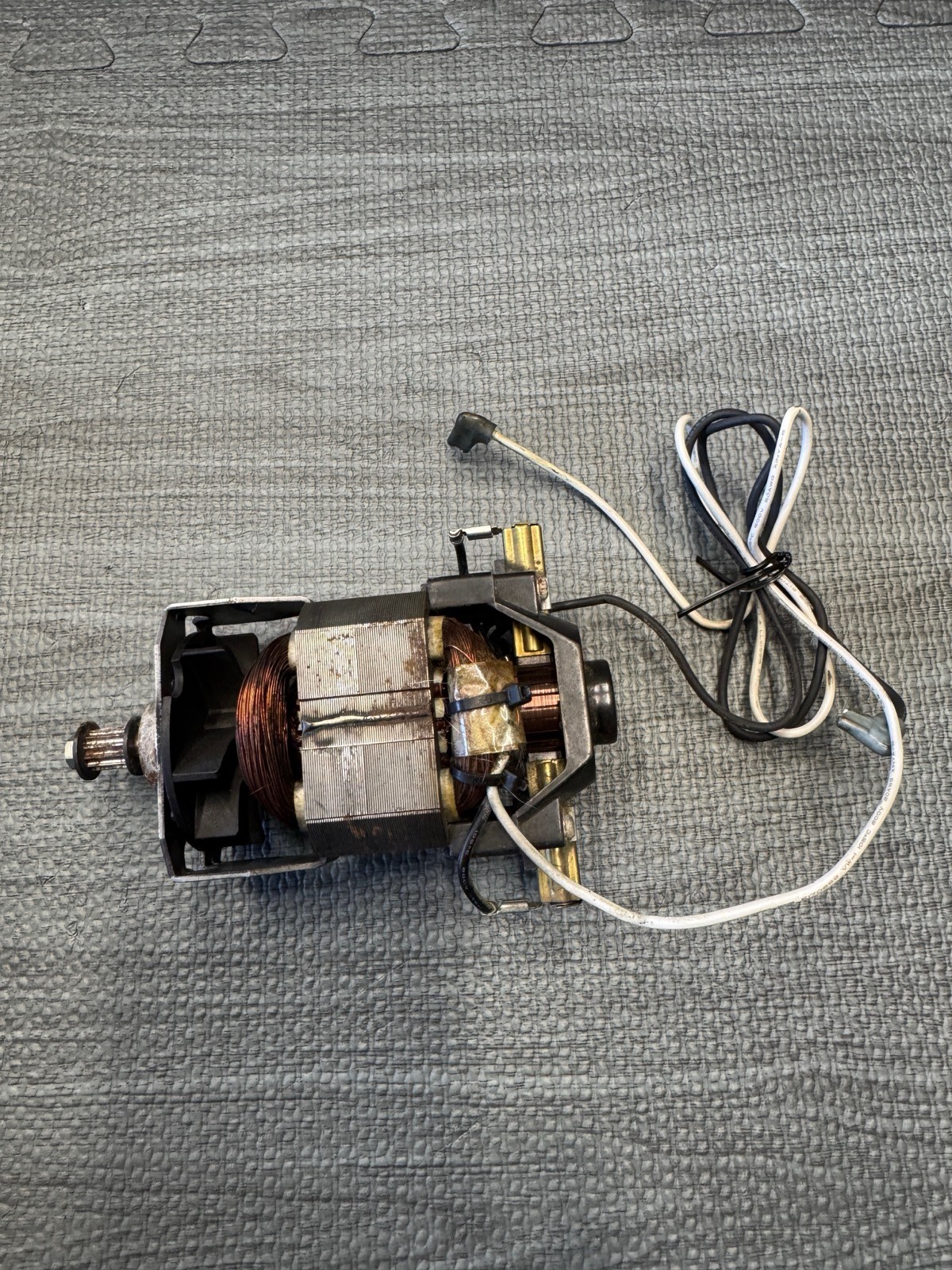 Genuine Dyson DC17 Brush Roll Motor Brushroll Nozzle 91621701 gallery