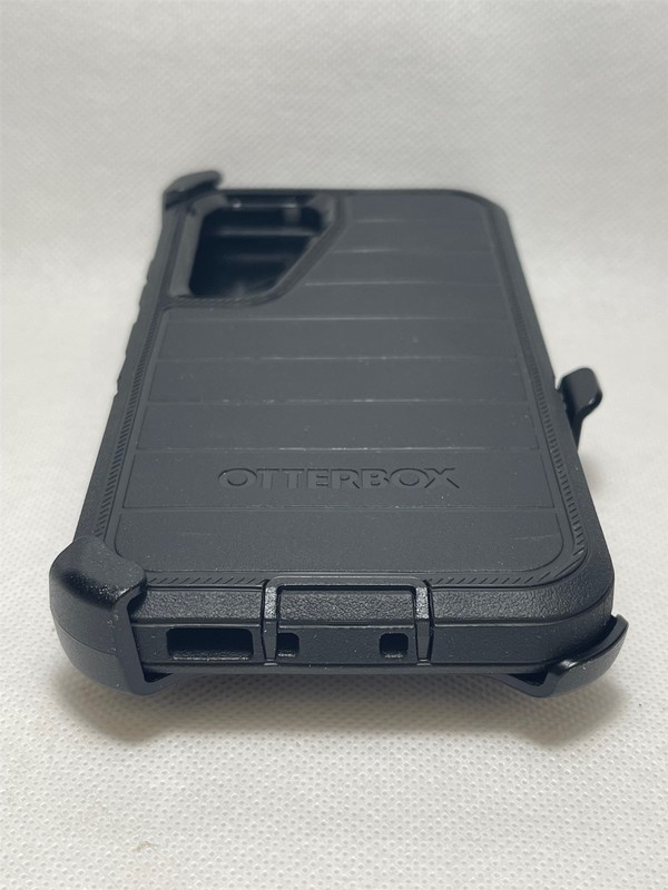 Otterbox Defender Pro Case for Samsung Galaxy S23- Black! gallery