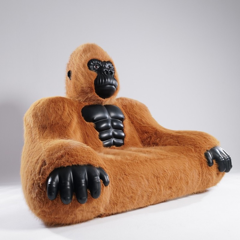 Inflatable Gorilla Couch Sofa Luxury Mink Plush 600kg Load Capacity Lounge Chair gallery