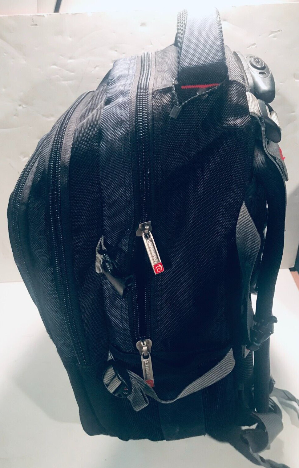 Power in Eavas Backpack -Blue and Black with wheels 4