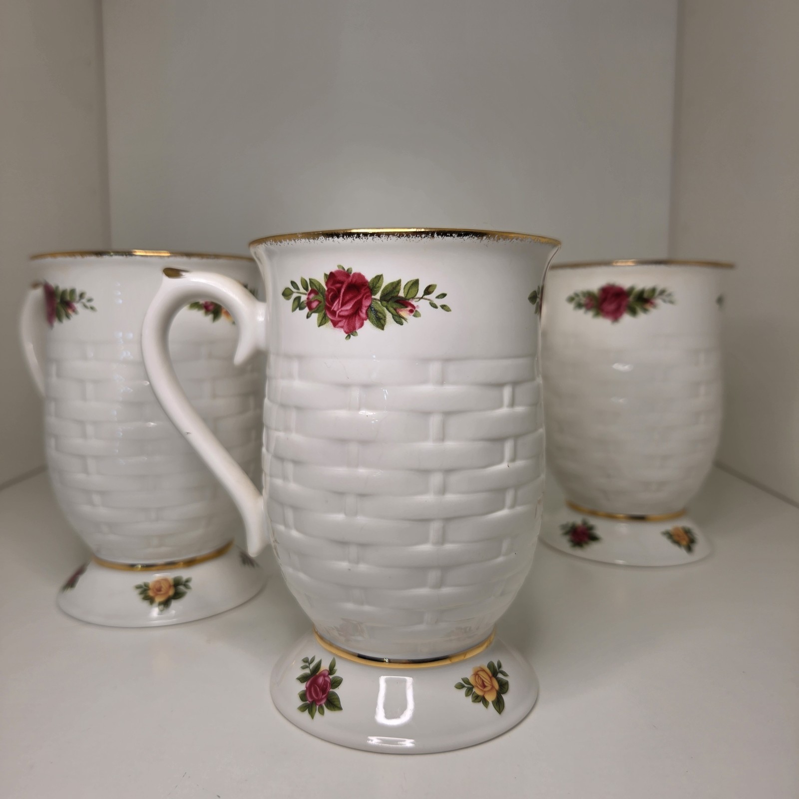 Set 3 Royal Albert OLD COUNTRY ROSES Gold Trim Footed Mugs Basketweave 5" gallery