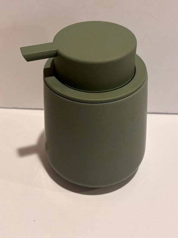 Ceramic Pottery Matte Glazed Pump Lotion Dispenser Green gallery