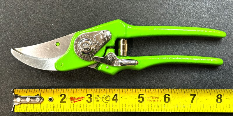 FREUND - TRUE FRIENDS 72 Professional Pruning Shears GERMANY gallery