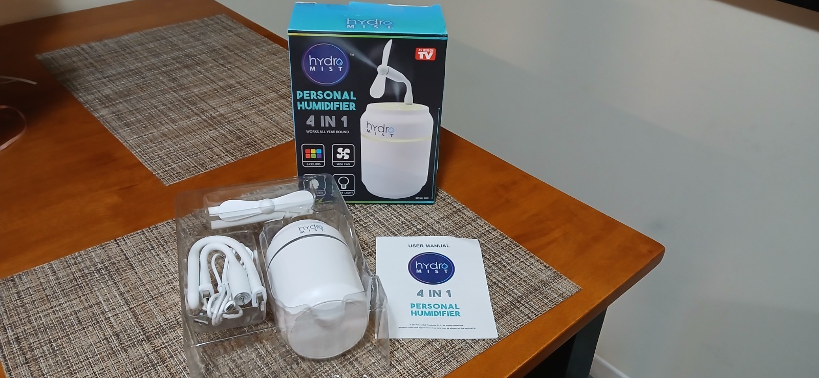 Personal USB Humidifier Hydro Mist 4 in 1 With Changing Colors, Light & Mini Fan gallery