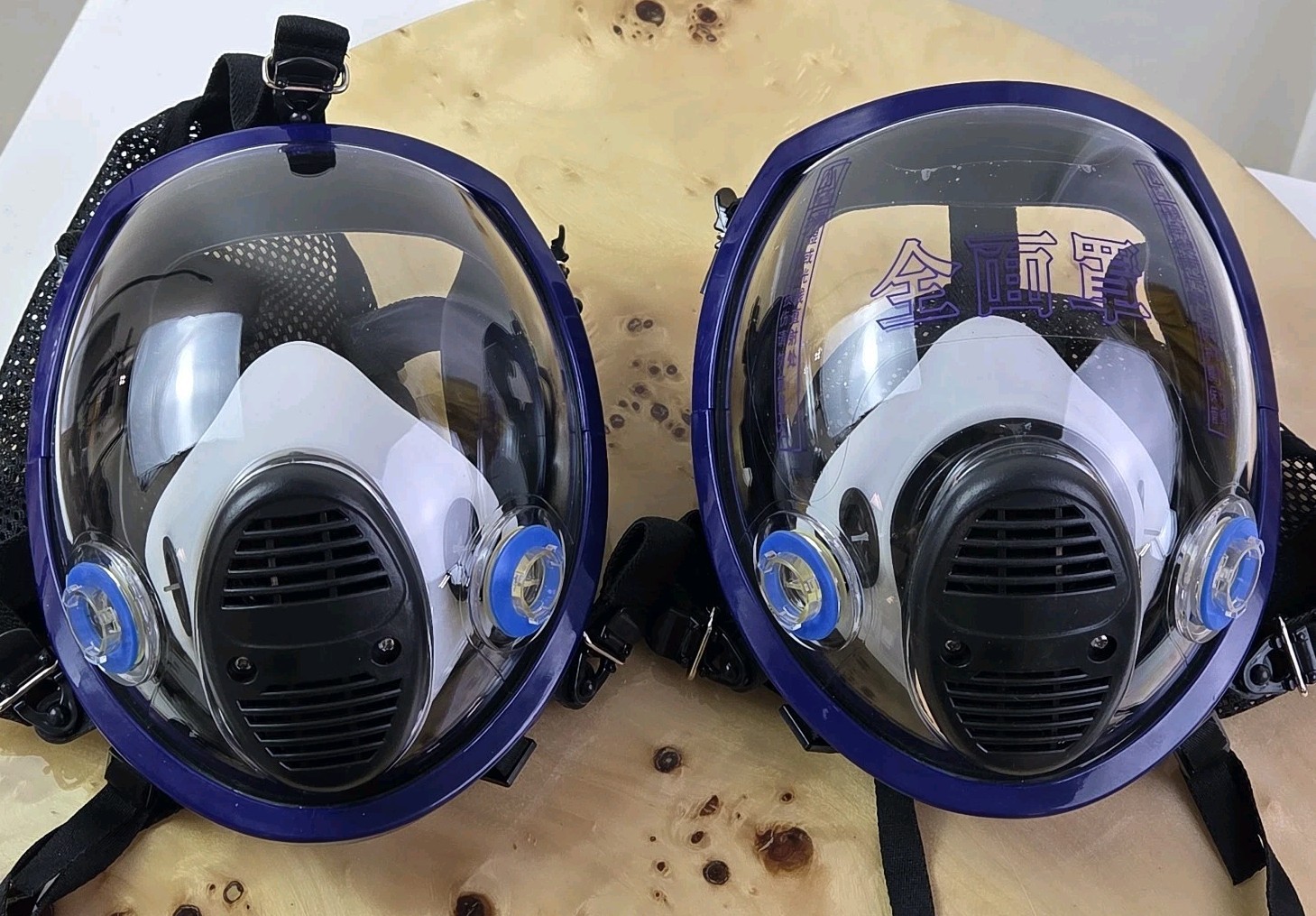 Strong Vapor Full Face Respirator / Gas Mask / Spray Paint Set Of 2 No Filter gallery