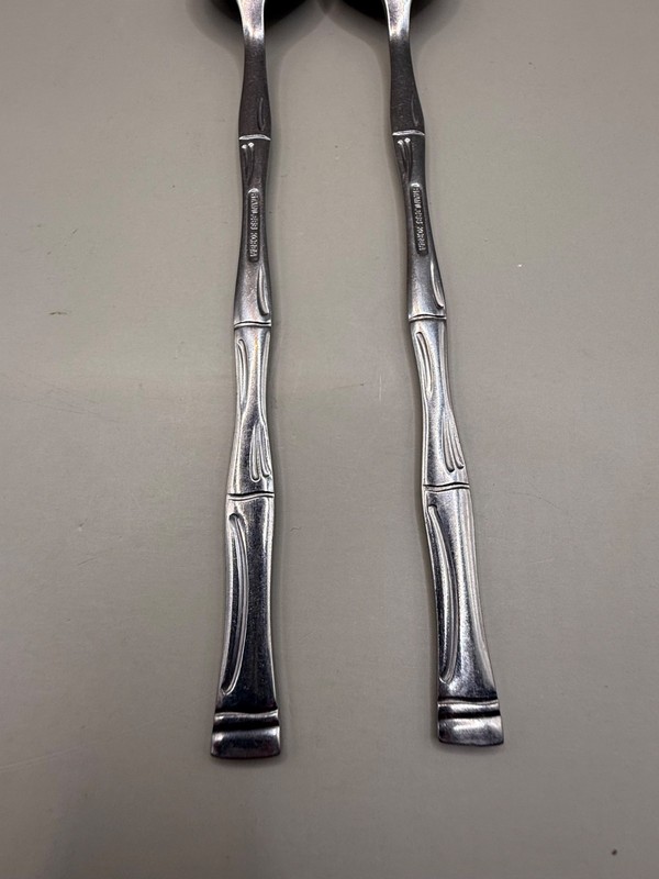 Oneida Stainless SUMATRA Ice Tea Spoons 7 1/2” Flatware Bamboo Design Set / 2 gallery