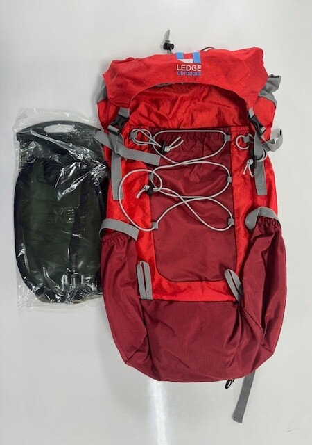 ** LEDGE OUTDOORS ** HIKING BACKPACK  ' 30L WITH HYDRATION BLADDER '-NEW RED 2