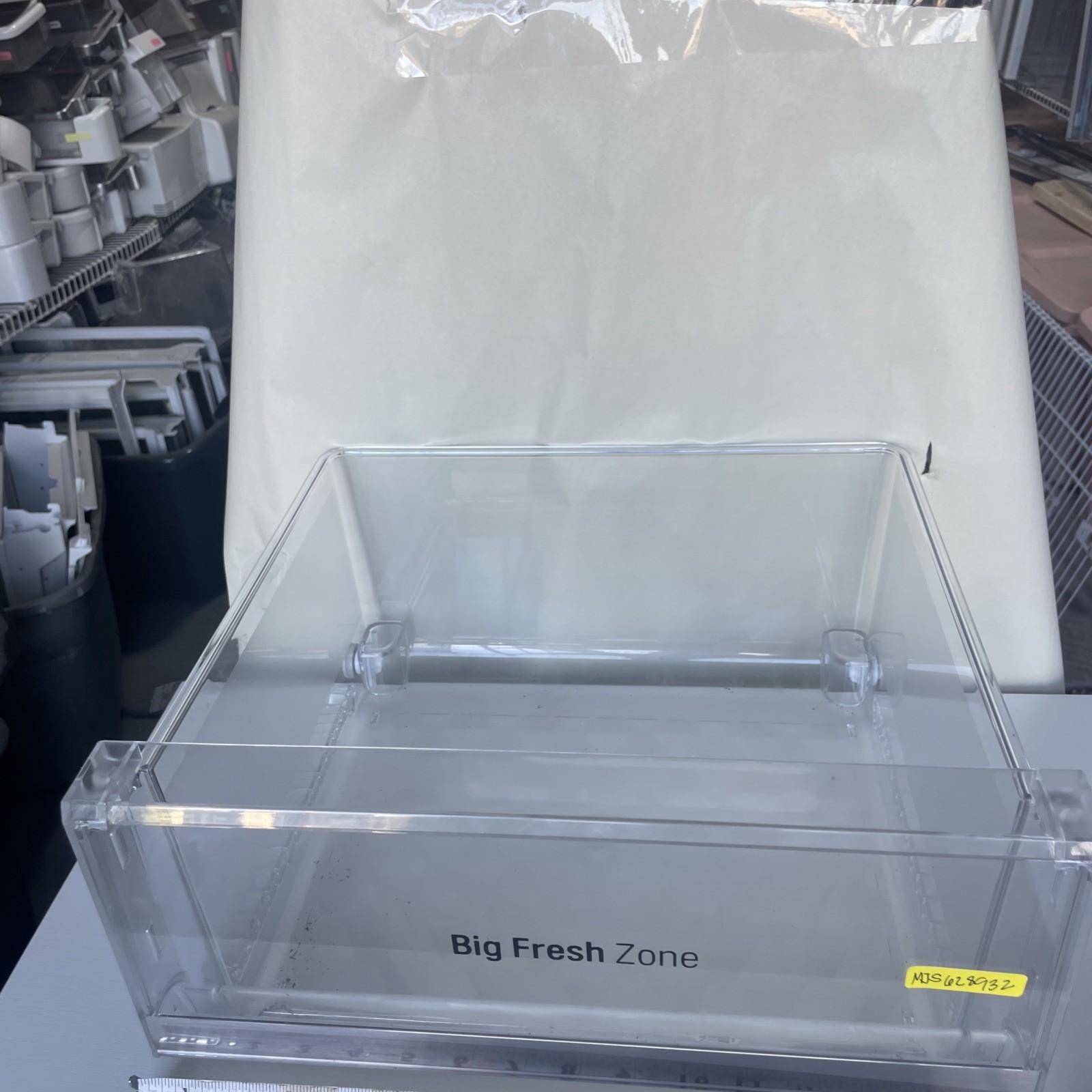 Clear Crisper Pan Compatible Refrigerator MJS628932 (s26) gallery