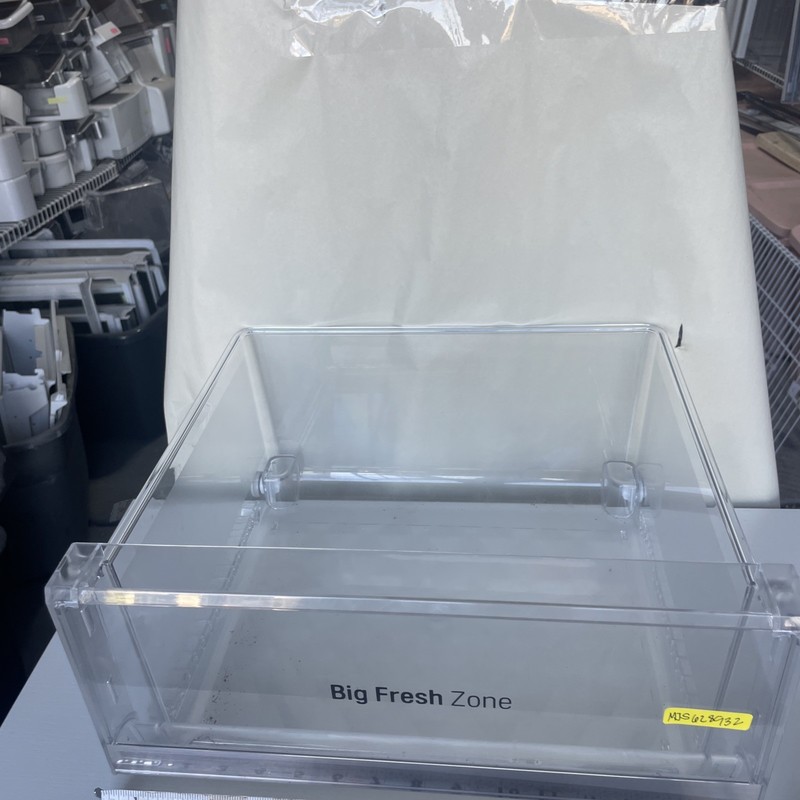 Clear Crisper Pan Compatible Refrigerator MJS628932 (s26) gallery