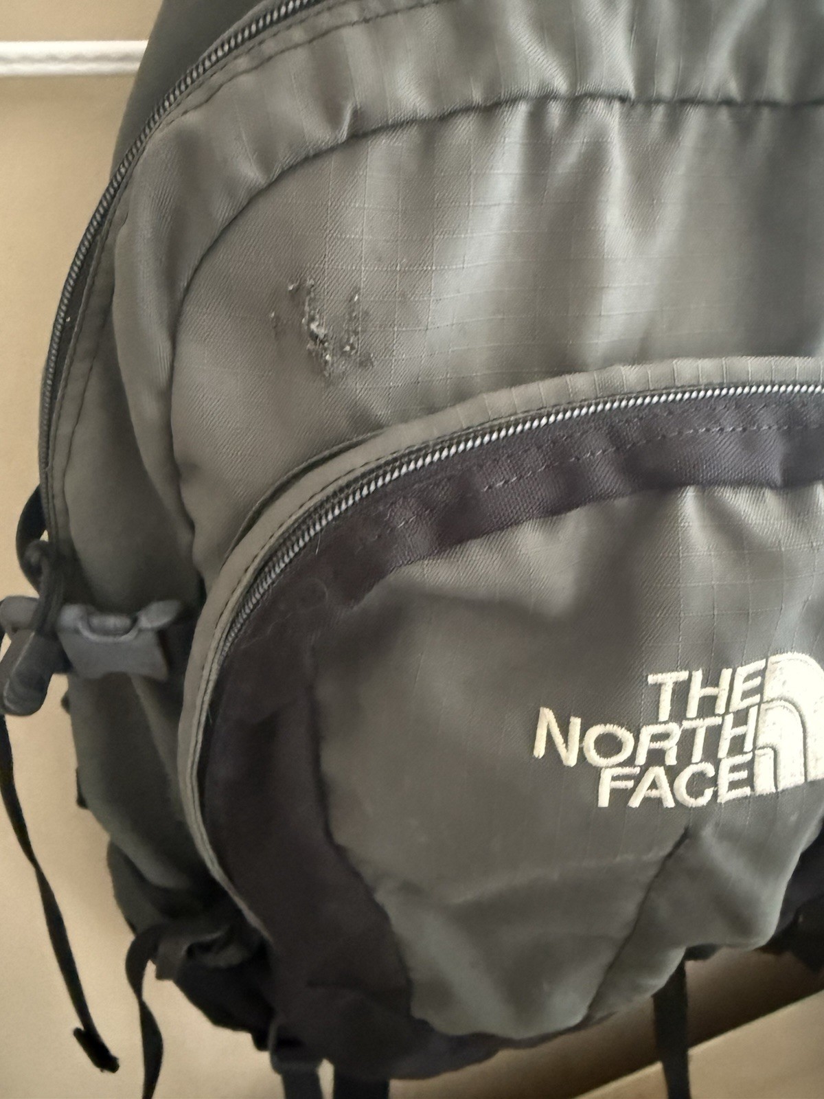 North Face Hot Shot Backpack Green Used 2