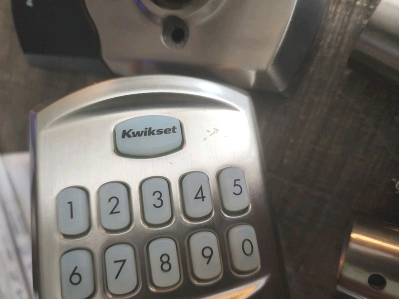 SCRATCHED! Kwikset SmartCode 917 Keypad Electronic Lever Keyless Entry Deadbolt gallery