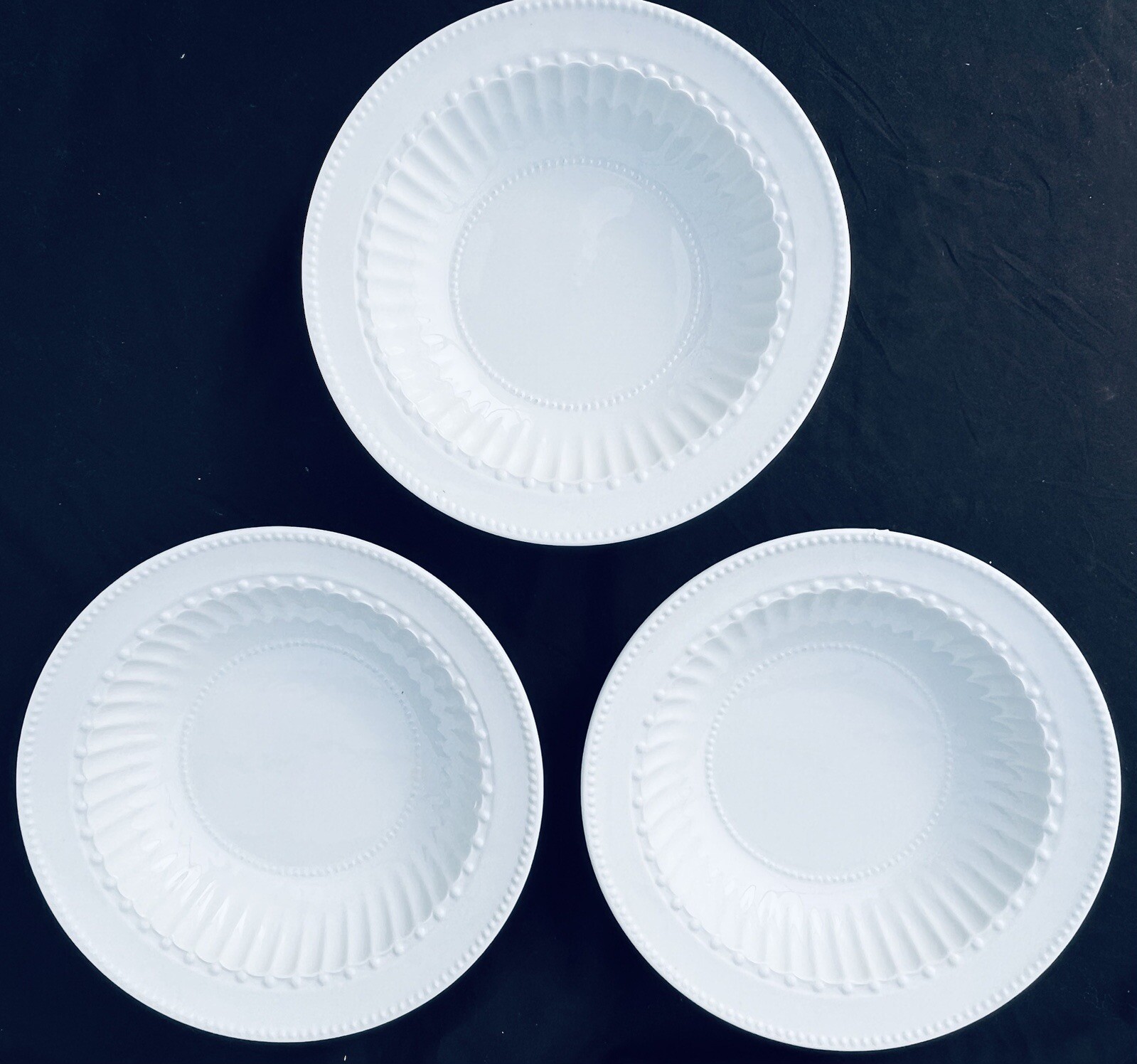 3 Over and Back Great Expectations White 9” Rimmed Soup Bowls Never Used gallery