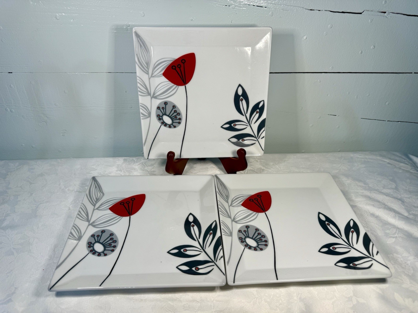 The Celler Whiteware by Macy’s, STEMS , Set/3 Salad Plates 8.5" gallery