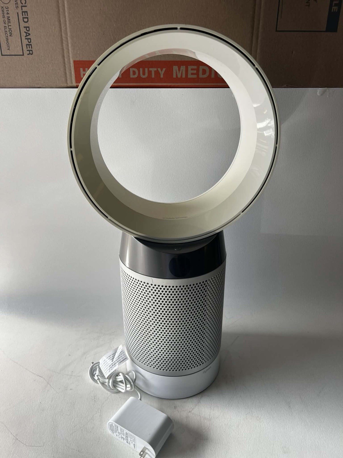 Dyson DP04 Pure Cool Air Purifier & Desk Fan - white gallery