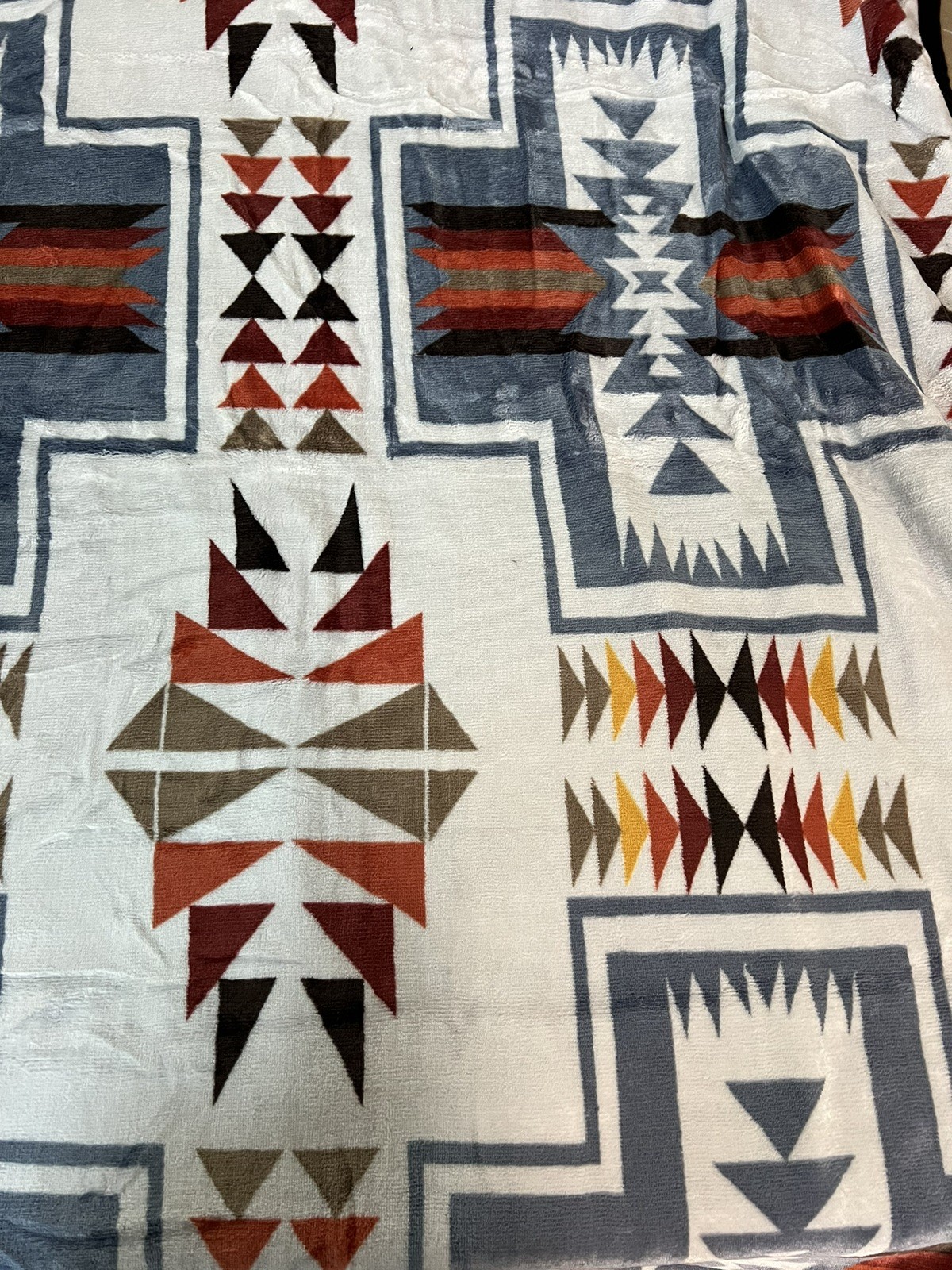 Native American Style 2 Ply Plush Reversible Throw Blanket Baby-Kid Light Grey gallery