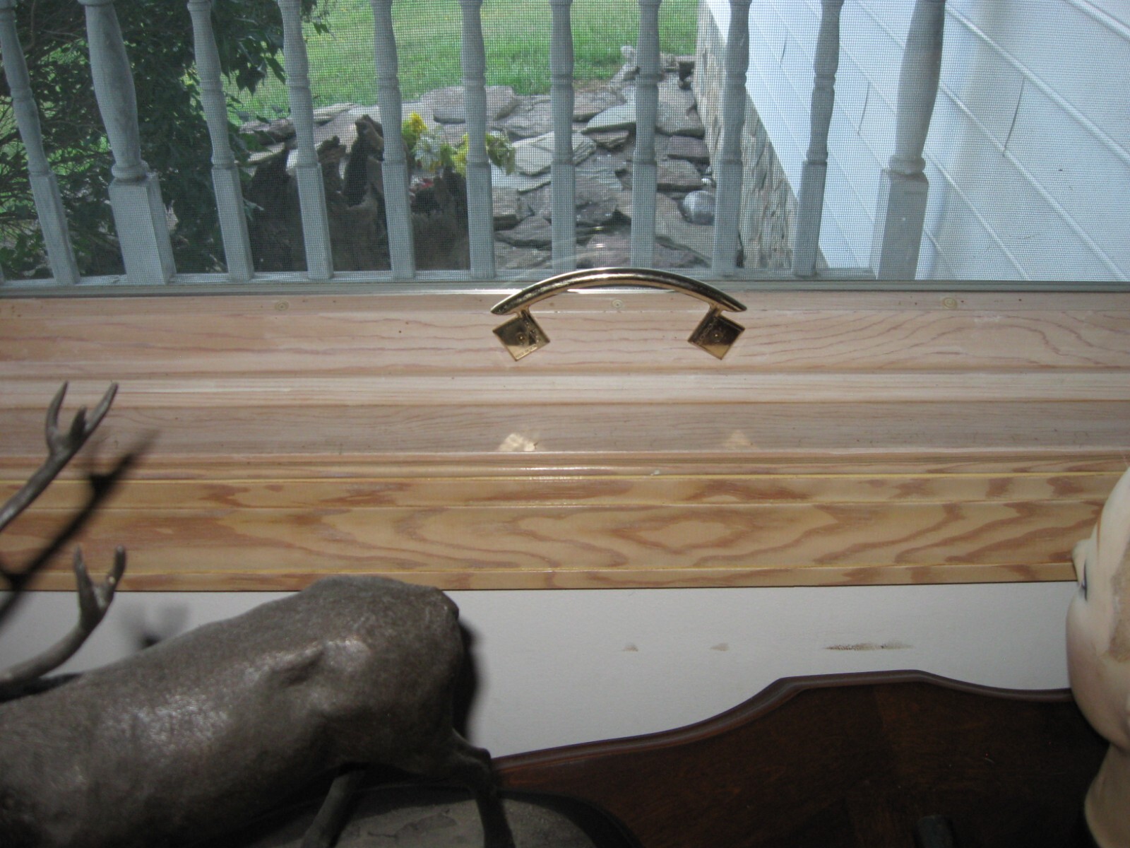 WINDOW - HANDLE - OPEN & CLOSE WINDOWS - GOLD & CHROME - MUST BUY 5 OR MORE gallery