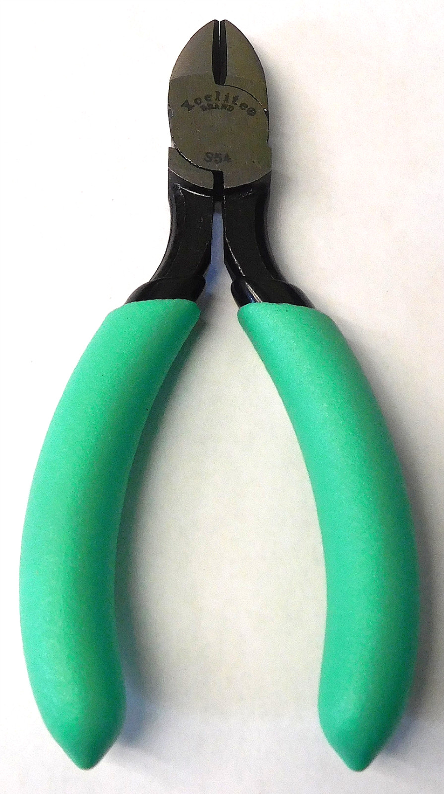 Xcelite S54N 4 1/2" ESD Diagonal Lead Cutting Pliers gallery