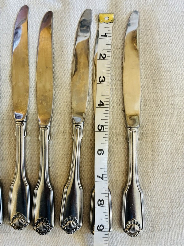 Oneida Classic Shell Stainless Flatware Silverware 7 Dinner Knives Knife Cube gallery