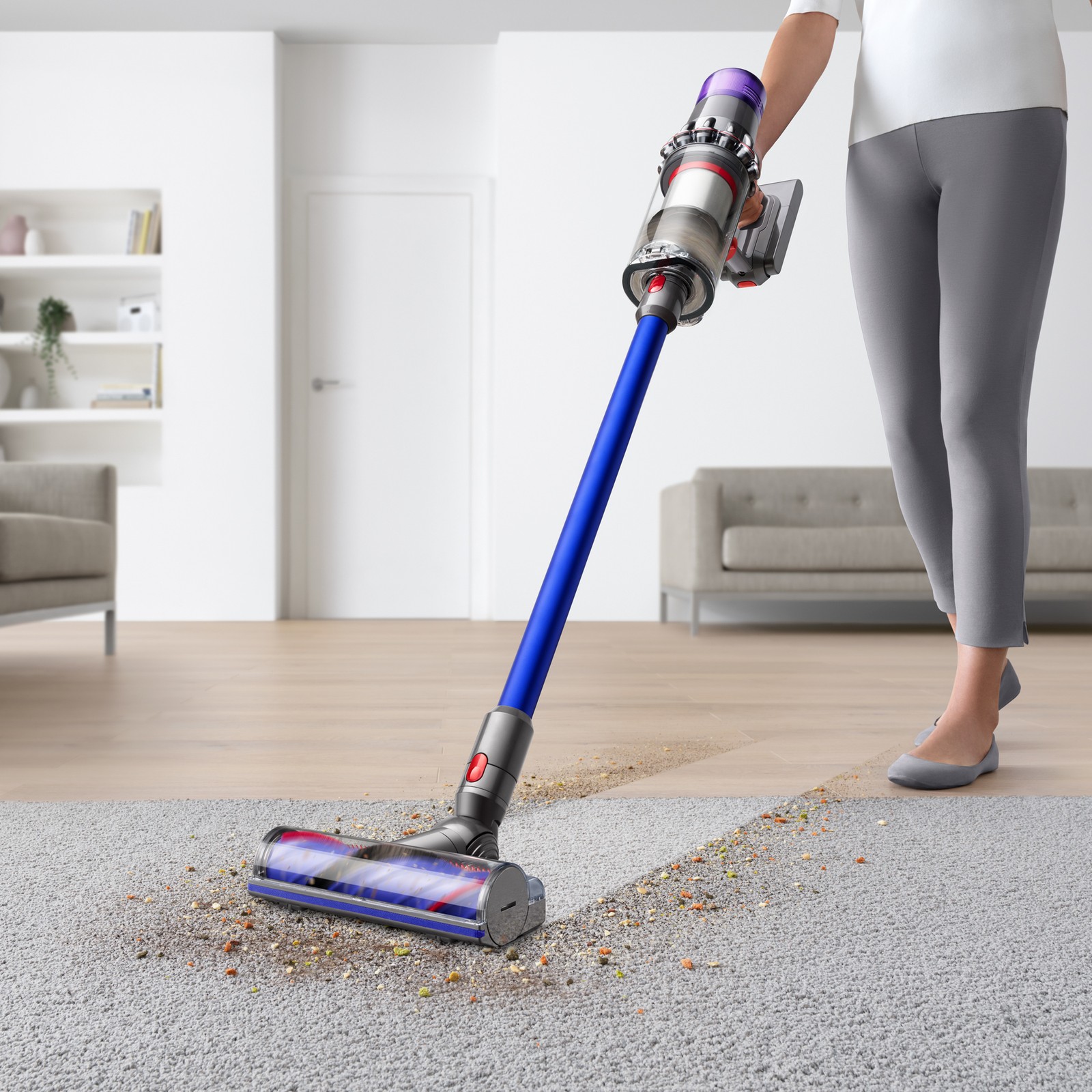 Dyson V11 Extra Cordless Vacuum Cleaner | Blue | Refurbished gallery