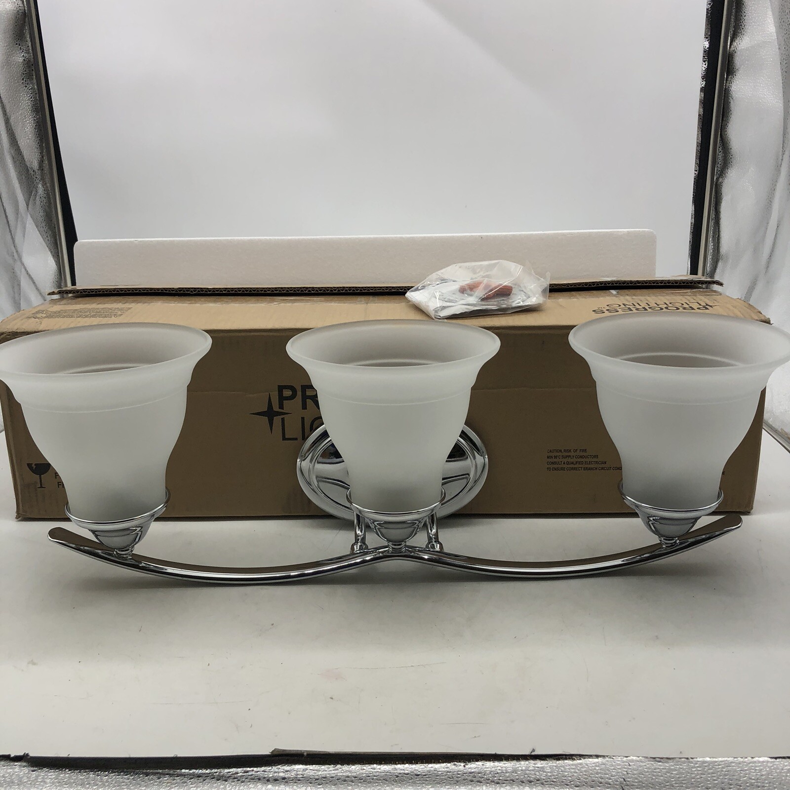 Progress Lighting P3192-15 Trinity Bathroom Vanity Light Polished Chrome gallery