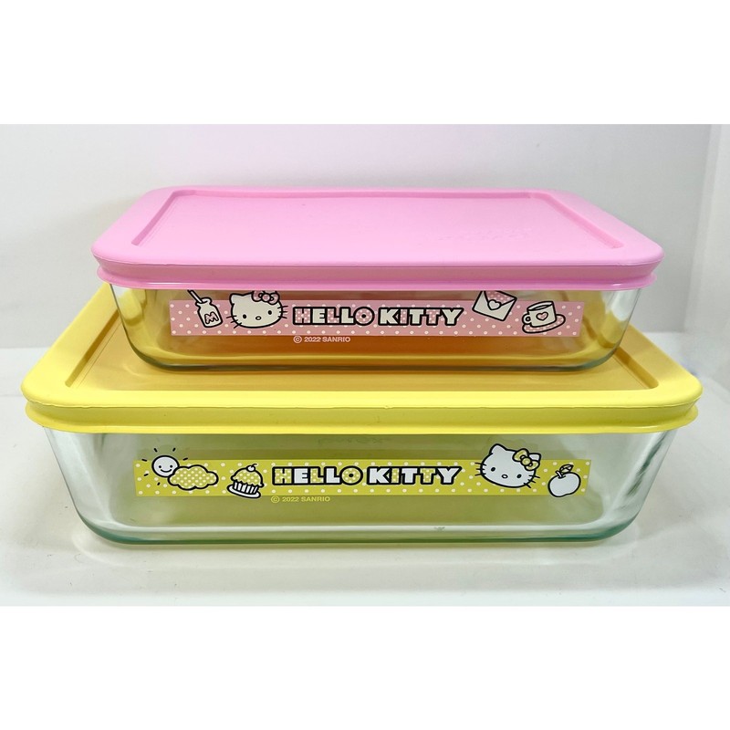 Pyrex Hello Kitty Rectangular Glass Storage 7210 7211 w/ Lids SET gallery