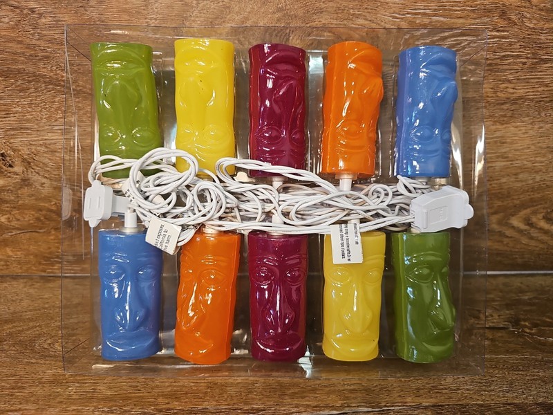 Tiki String Lights Multicolor 10 Bulbs 10ft Used gallery