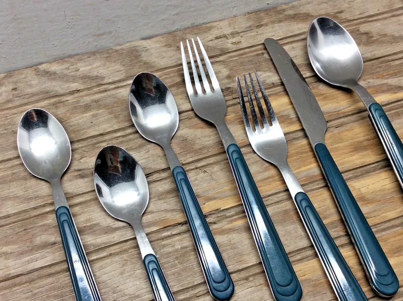 Gibson Flatware Replacement Pieces Emerald Green Vintage CHOICE PER PIECE gallery