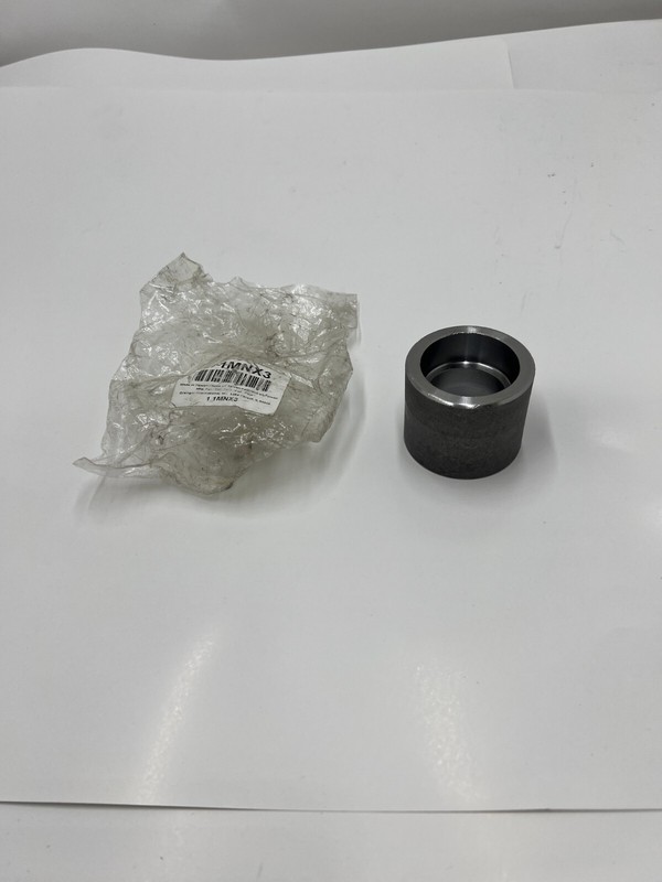 GRAINGER APPROVED Weld Socket Coupling 1MNX3 Forged Steel, 1 1/4 in, gallery