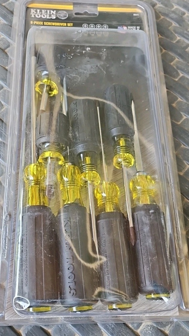 Klein 85078 Screwdriver Set, Multi-Application, 8-Piece gallery