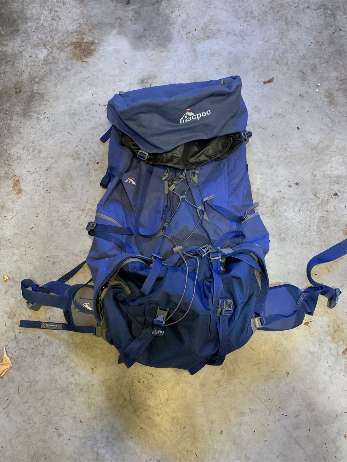 Macpac Cascade 90 Hiking Backpack