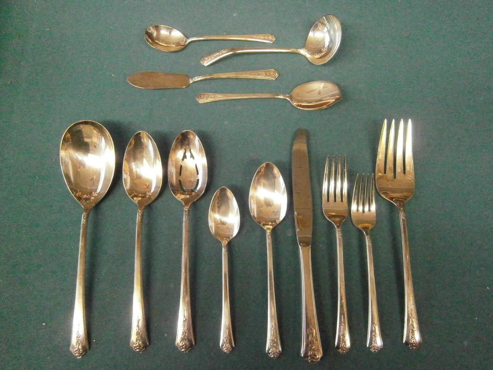 Holmes & Edwards SPRING GARDEN Pattern Silverplate Flatware Choice Single Item gallery