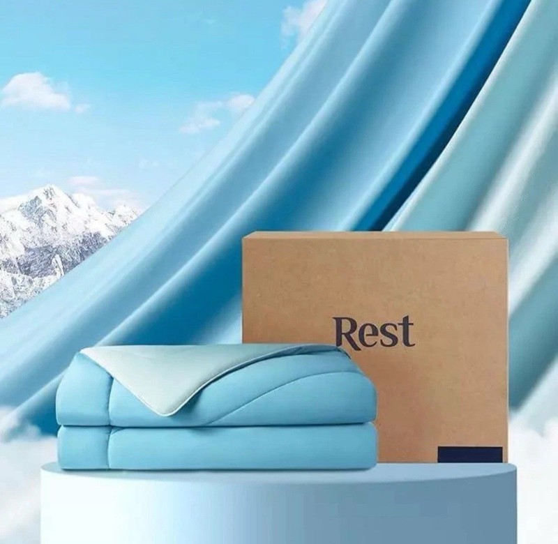 REST® Evercool® Cooling Comforter, King/Cali King, for Hot Sleepers Blue (Sealed gallery