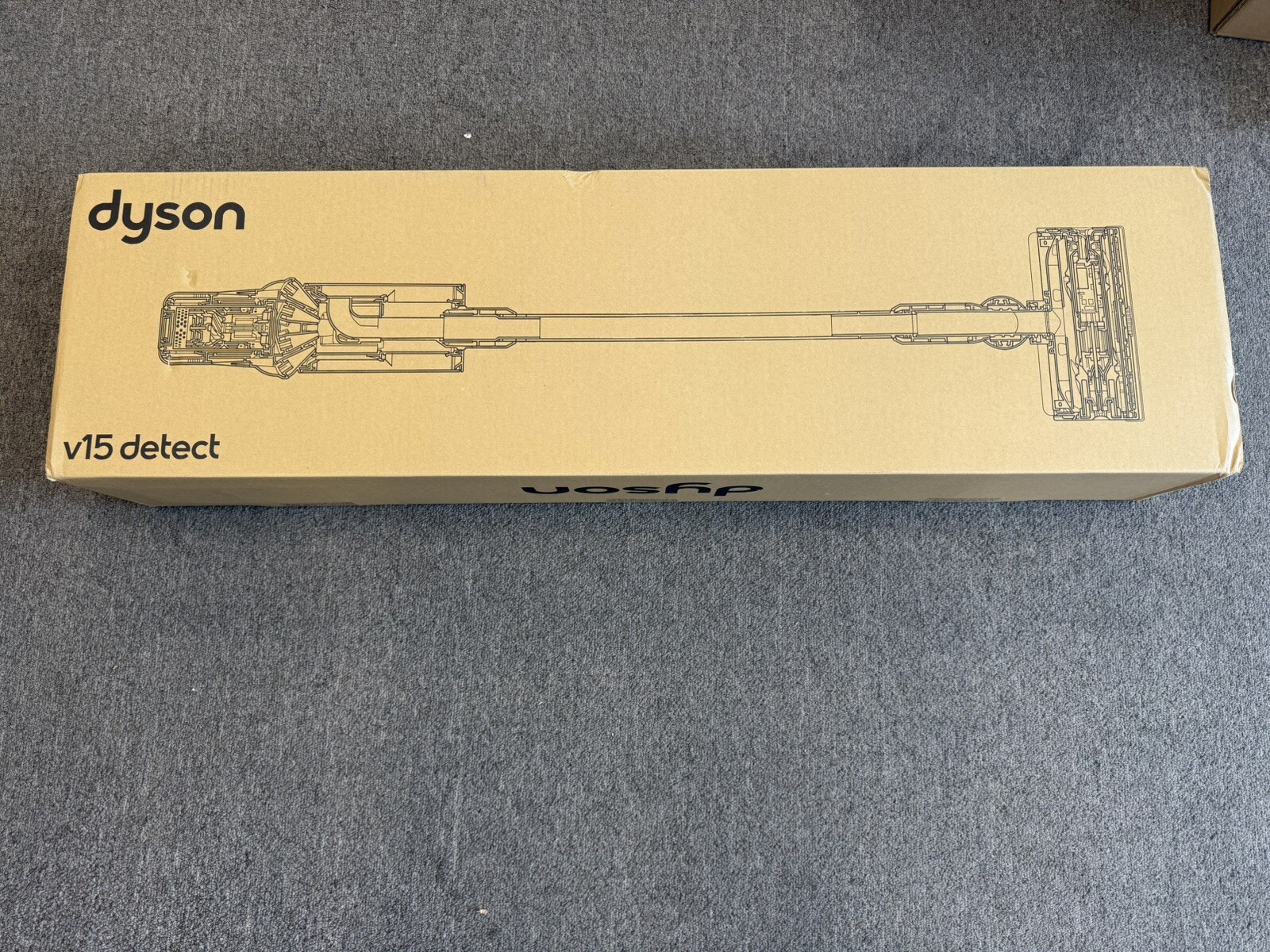 Dyson V15 Detect Pro cordless vacuum cleaner gallery