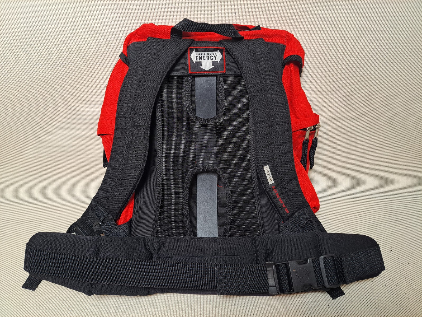MAMMUT Aletsch 35L Backpack (Black/Red) with back support frame. 4