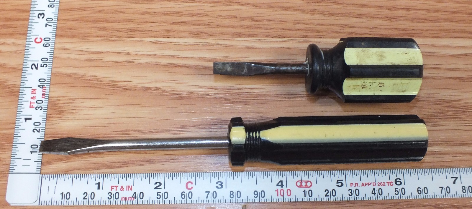 2 Unbranded/Generic Flat Head Screwdrivers With Yellow & Black Handles **READ** gallery