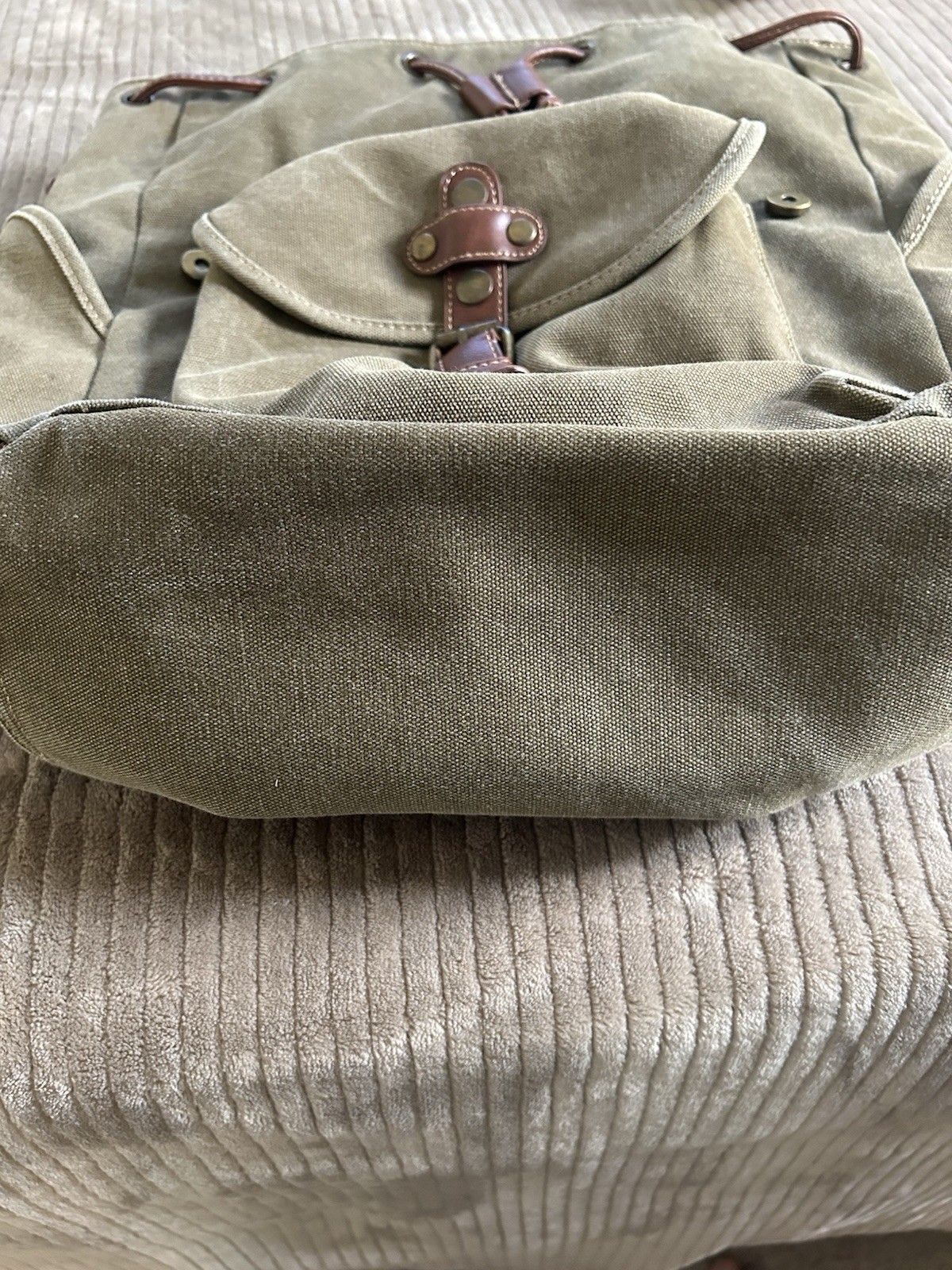Cargoit  Canvas Backpack  Army Green With Leather Straps And Brass Hardware. 5