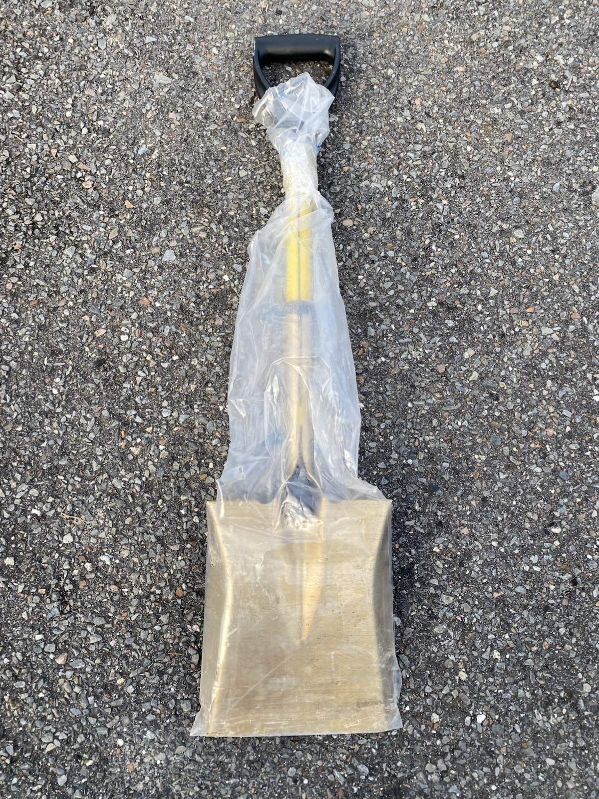 AMPCO S-84FG Square Shovel,22 In Handle,9x11In Blade 2VJ17 gallery