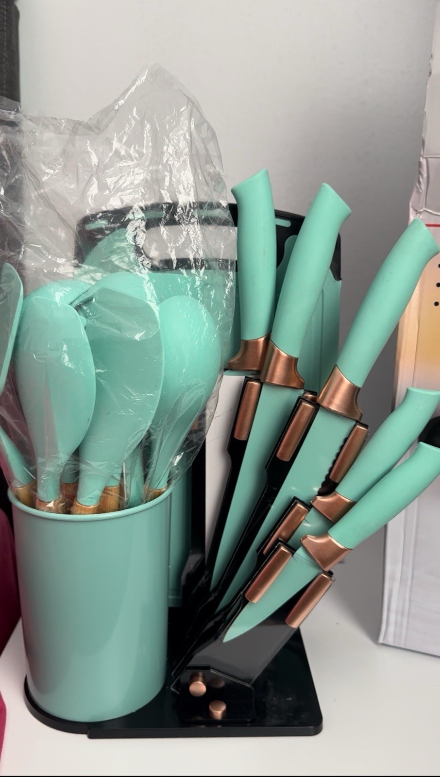 19-Piece Turquoise Kitchen Knife Set w/ Block & Cutting Board, 8in Serrated gallery
