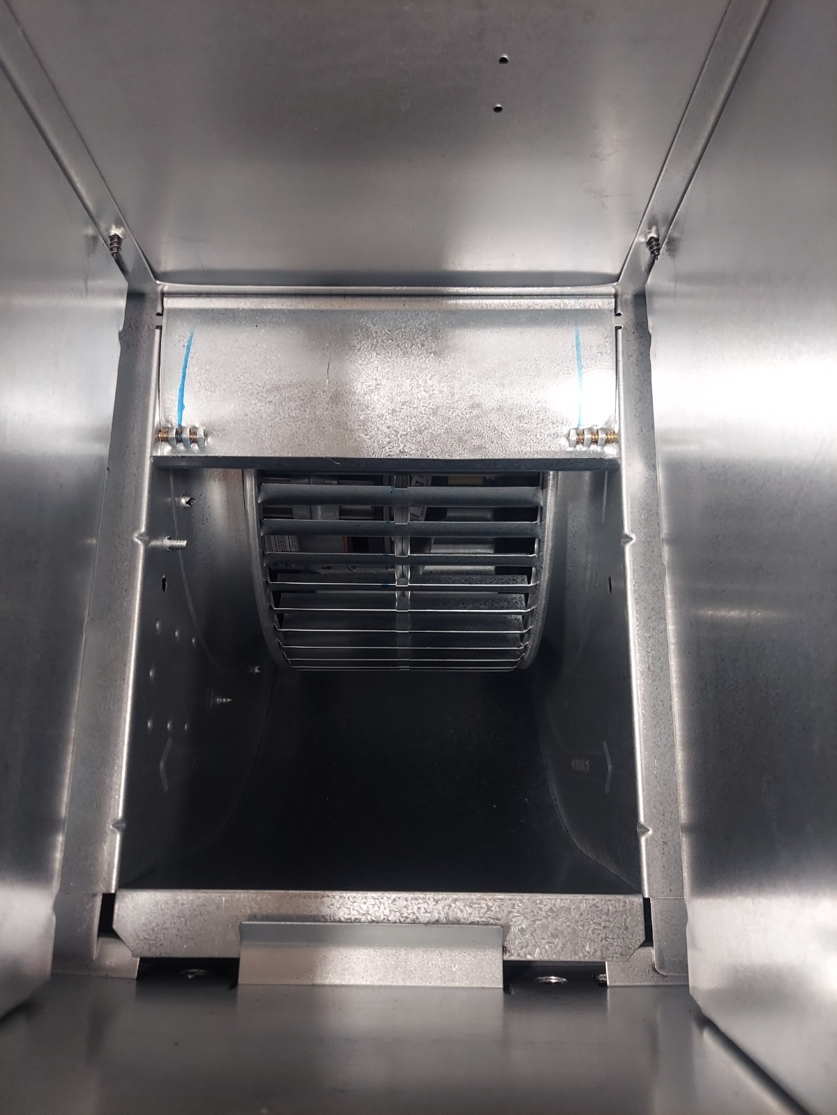 Goodman 2 TON Multi-Positional Air Handler, AMST24BU1400, Scratch & Dent gallery