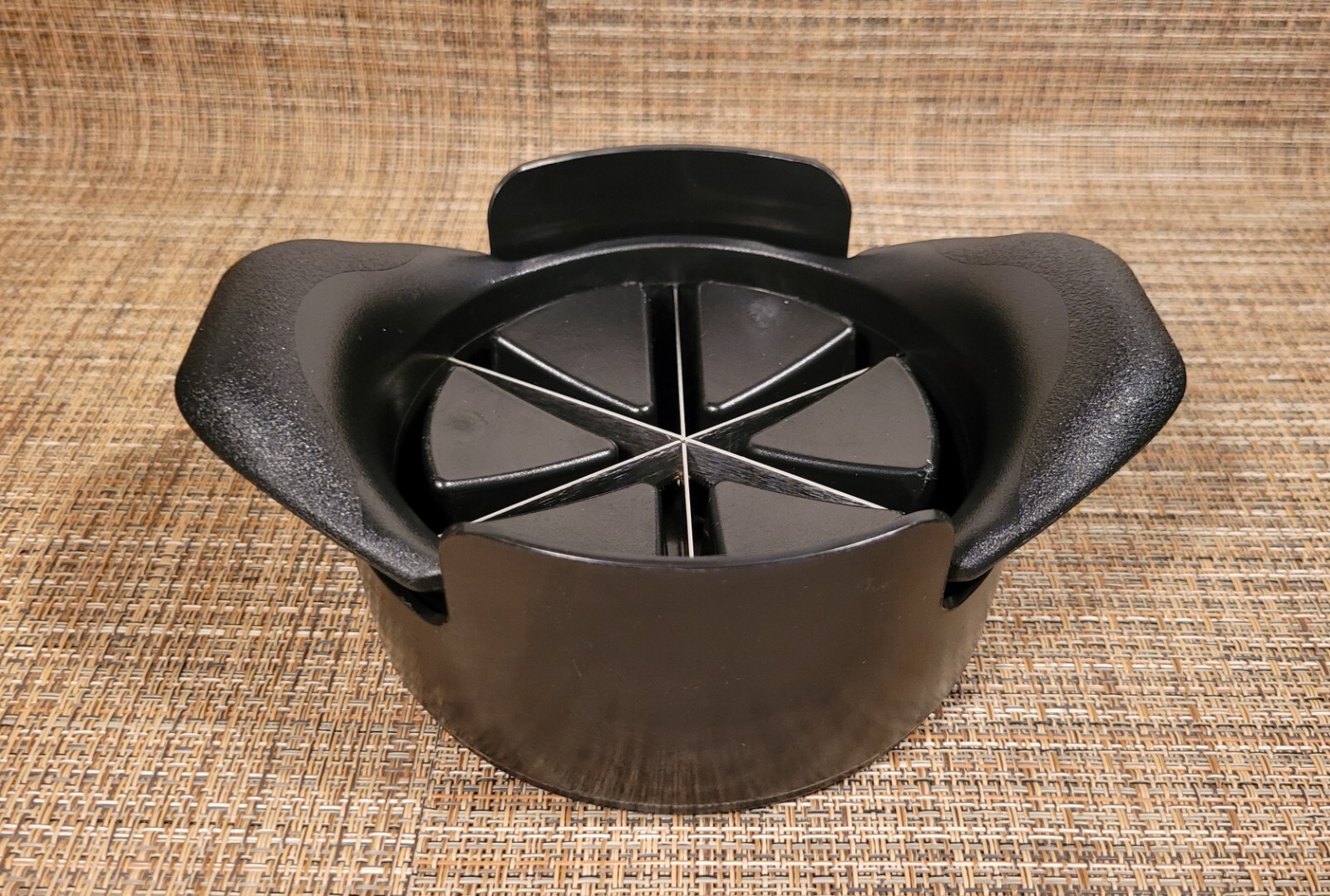 Pampered Chef 2417 Veggie Wedger Vegetable Apple Lemon Lime Citrus Cutter Slicer gallery