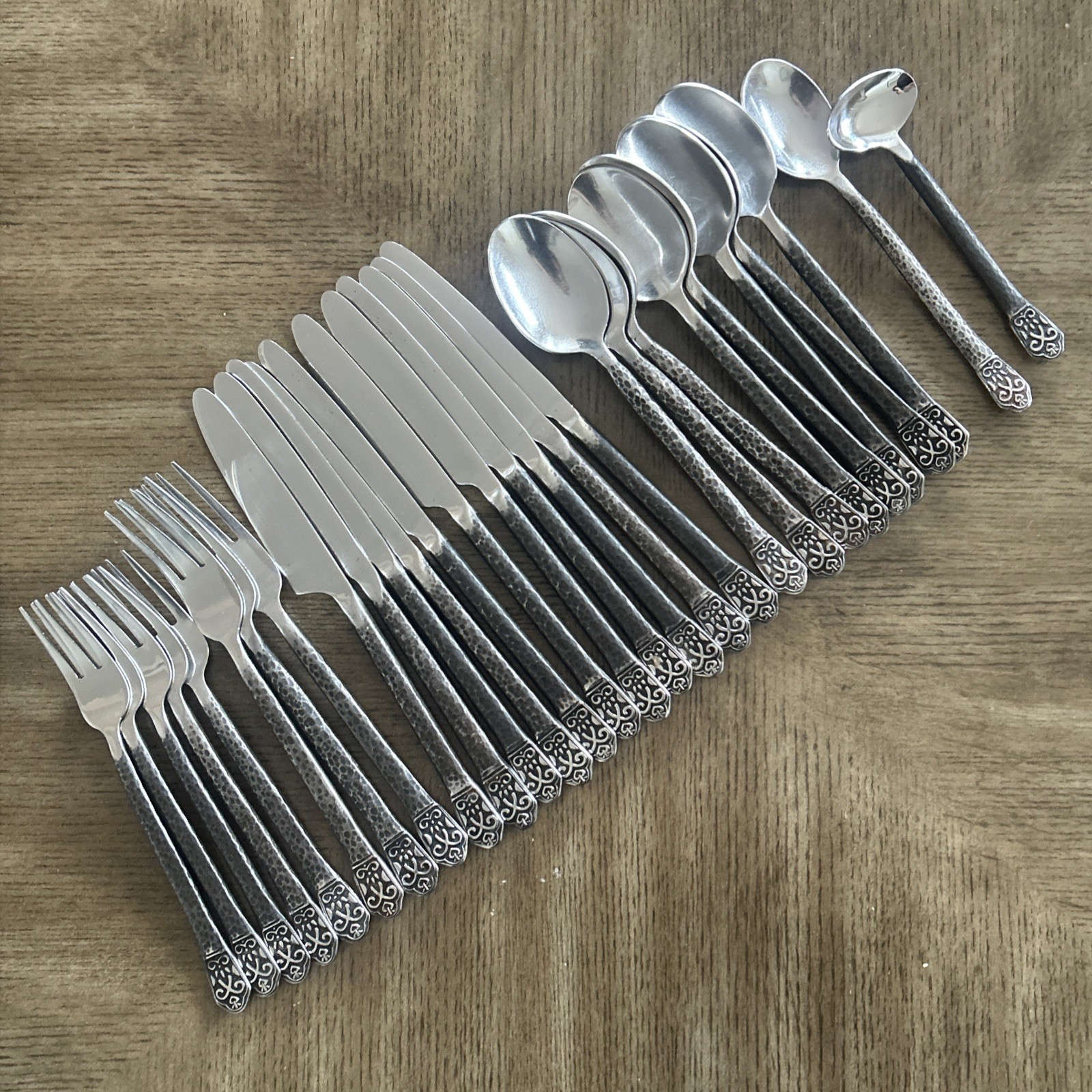 29 Piece Gourmet Settings AVALON BARCELONA 18/10 Black Hammered Stainless gallery