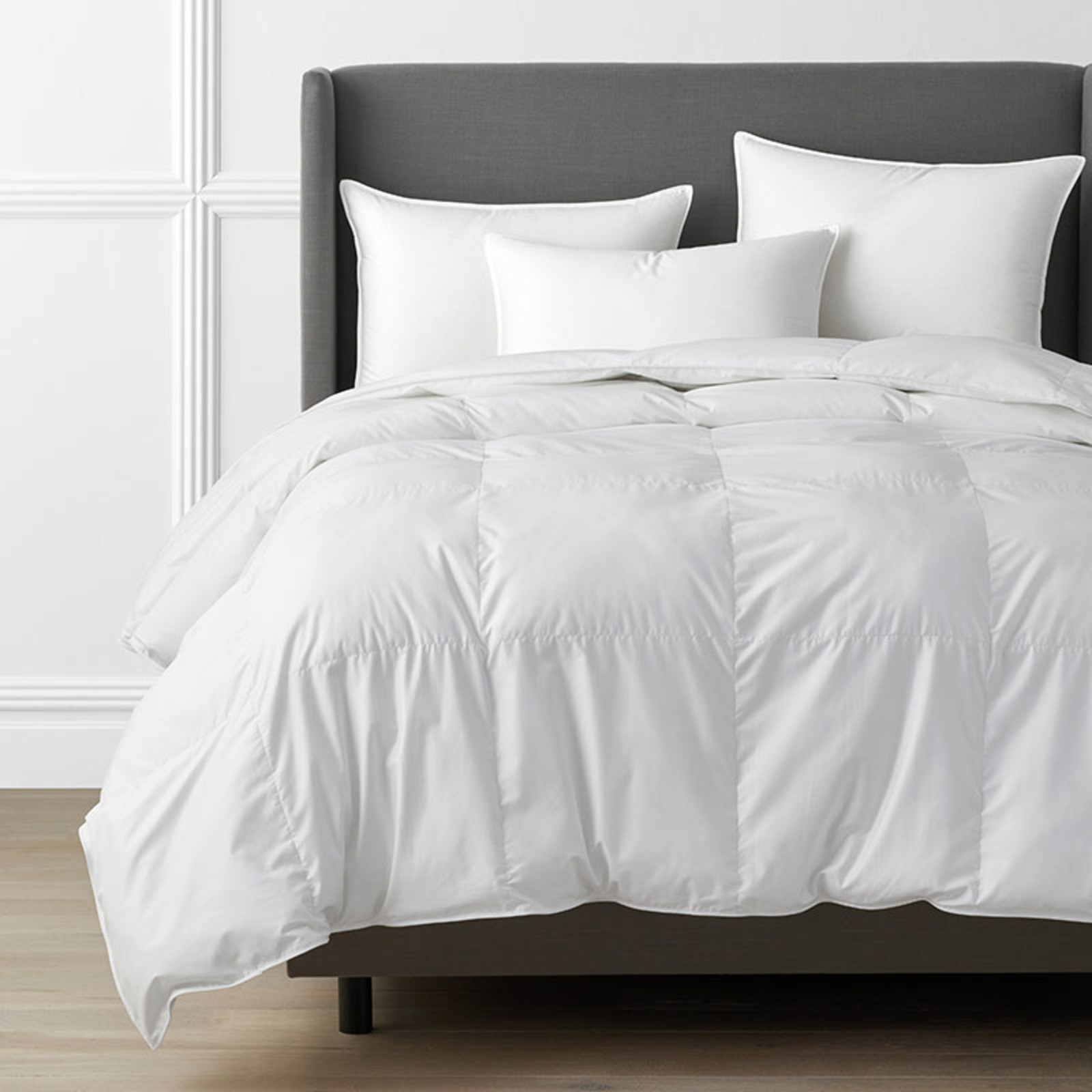 Premium LoftAIRE Ultra Alberta Down Alternative Extra Warmth Comforter - Whit... gallery