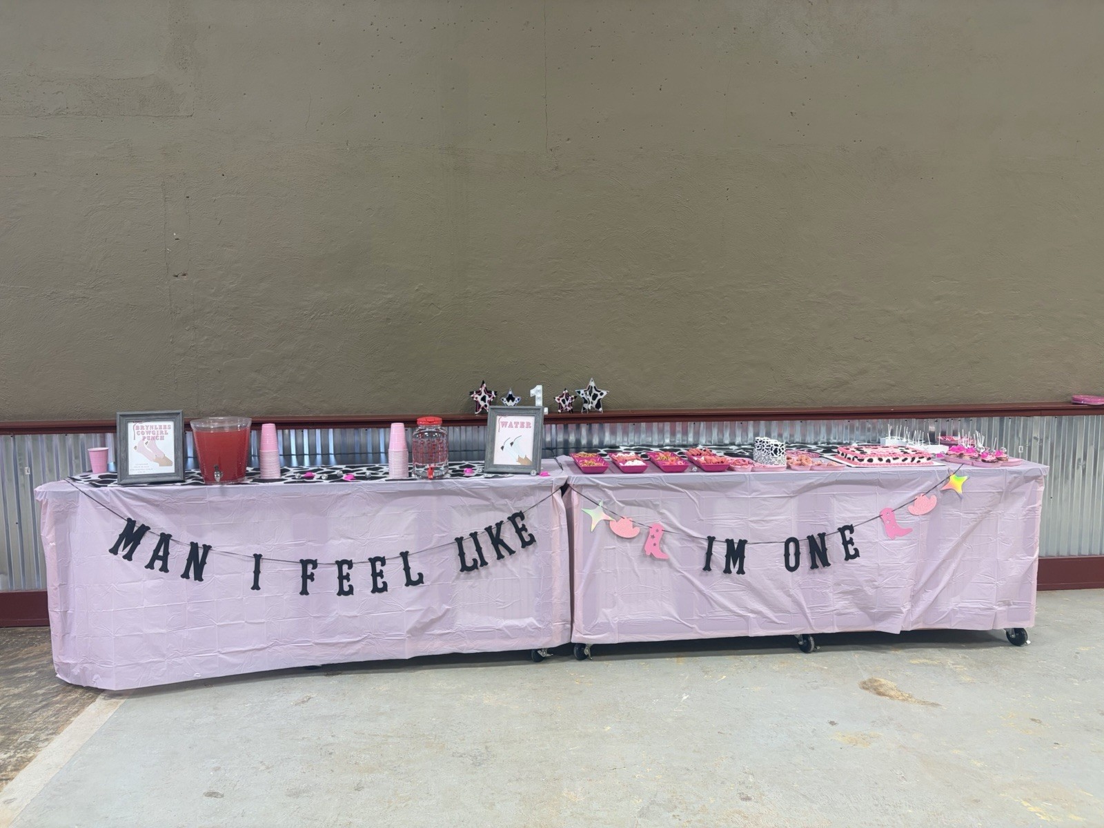 Man I Feel Like I’m One First Birthday Banner First Birthday Party gallery