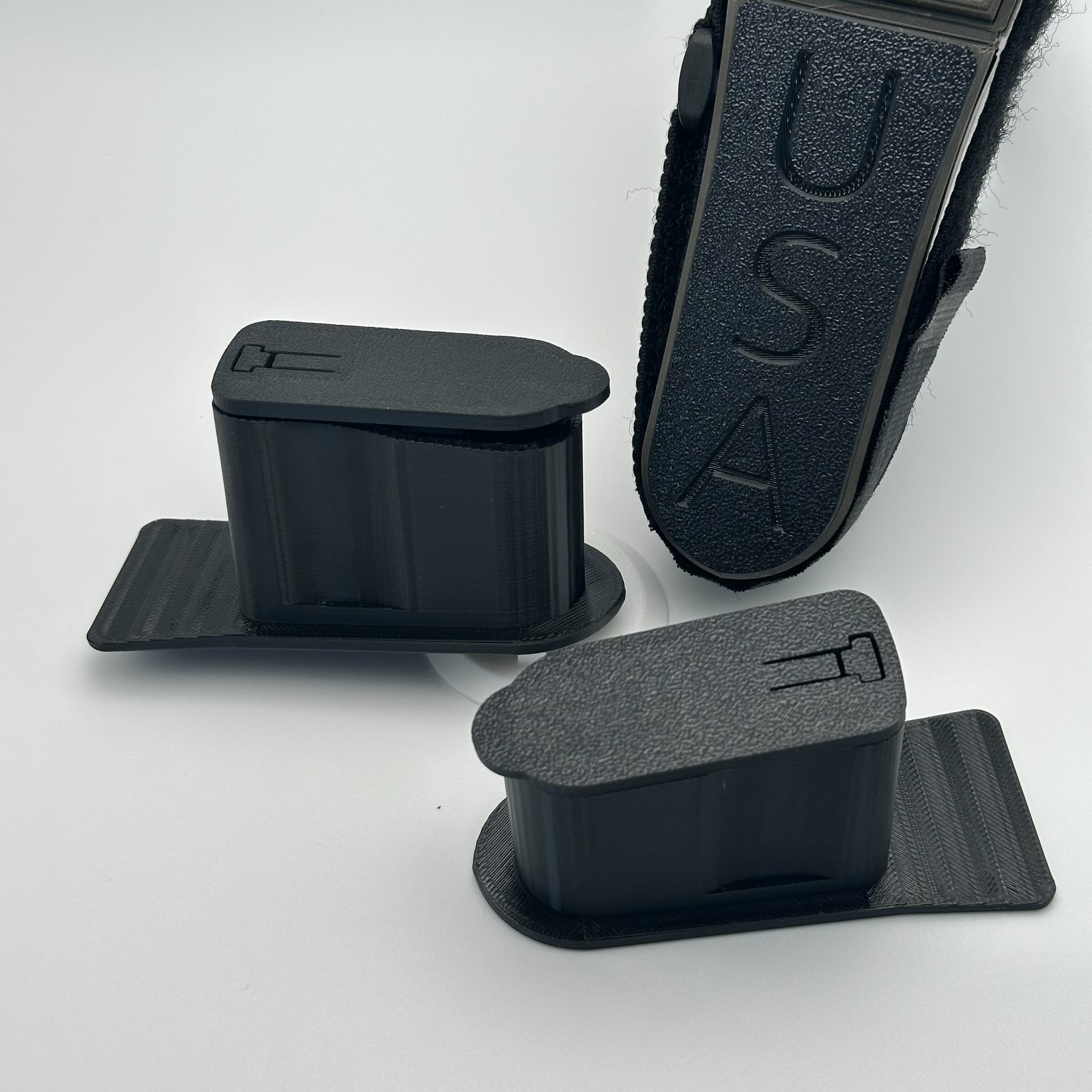 SBA3 shape Storage Plug, w/ clip-on lid, one plug only gallery